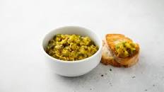 Découvrez la Saveur Rafraîchissante de la Sauce Relish au Cornichon