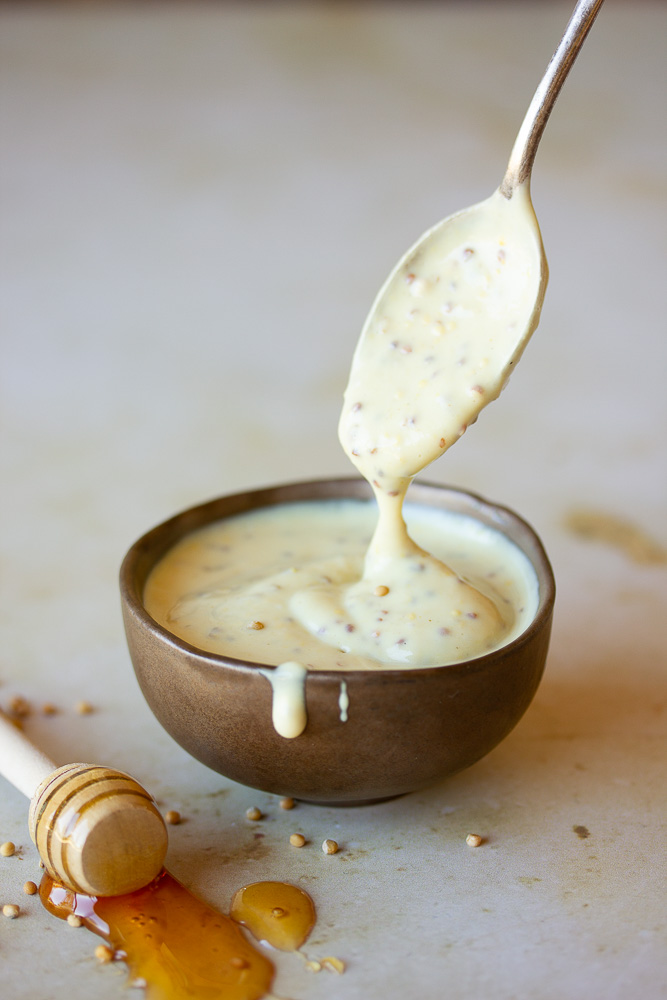 Découvrez l’Harmonie Gourmande de la Sauce à Salade Moutarde Miel