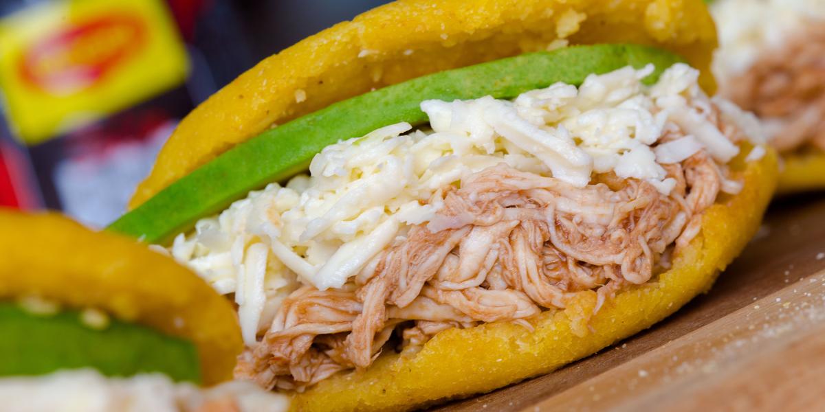 Découvrez les Délices des Authentiques Arepas Vénézuéliennes