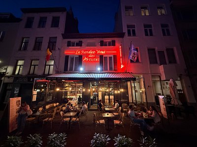 Zinneke, restaurant à Bruxelles : une adresse incontournable pour les moules Etison